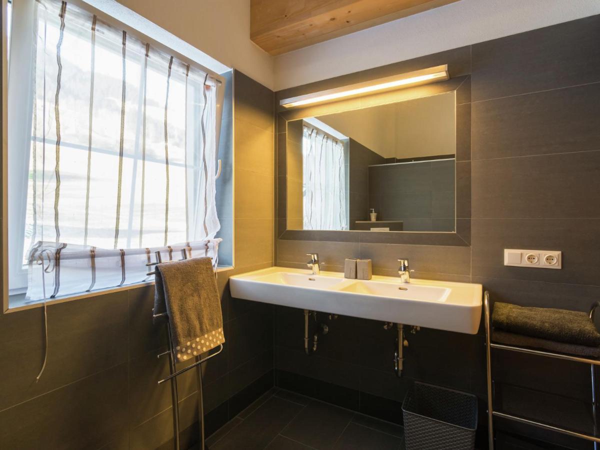 Luxurious Holiday Home With Terrace In Tyrol Brixen im Thale Esterno foto